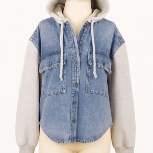 American Eagle Women’s Crop Denim Hoodie Jacket Size Medium